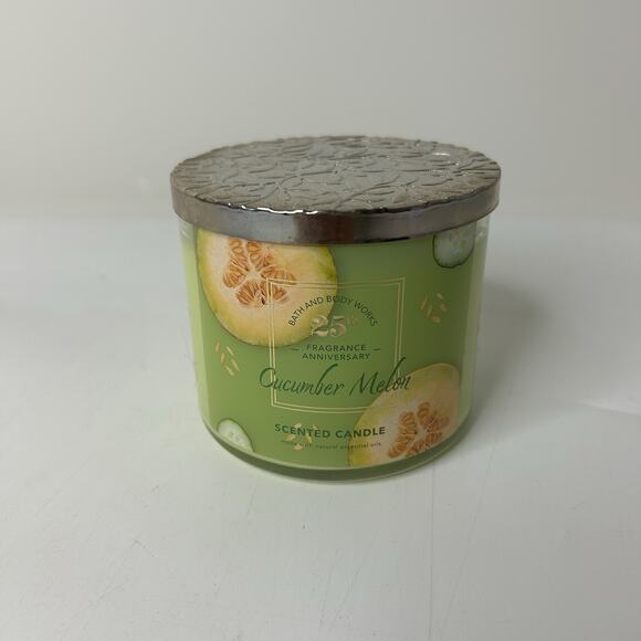 Bath & And Body Works 3 Wick Candle CUCUMBER MELON 25TH ANNIVERSARY 14.5 oz - Picture 1 of 5